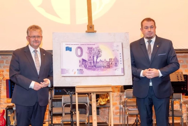 zdjęcie wyróżniające Zamek w Tworkowie na kolekcjonerskim banknocie 0 euro